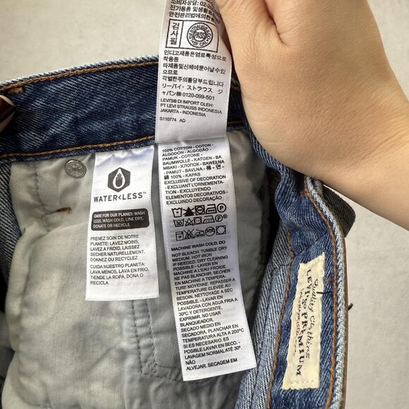 Levis 501 Jeans Womens 29x30 Blue Denim High Rise Straight Button Fly Raw Hem - Picture 11 of 13